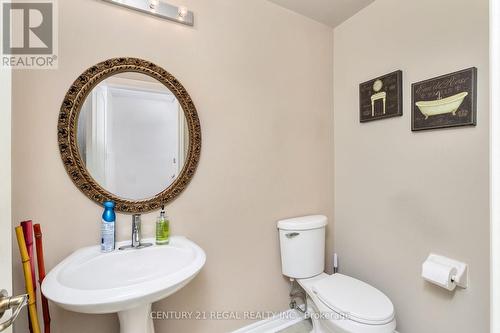 78A Kerfoot Crescent, Georgina, ON - Indoor Photo Showing Bathroom
