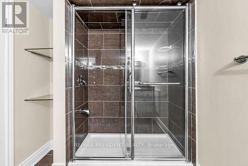 1466 Willowvale Gardens, Mississauga, ON - Indoor Photo Showing Other Room