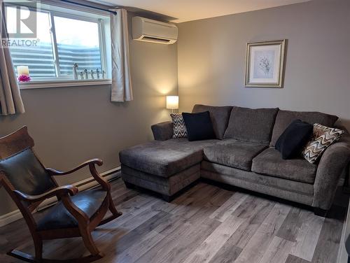 12 Kincaid Street, St. John'S, NL - Indoor Photo Showing Living Room