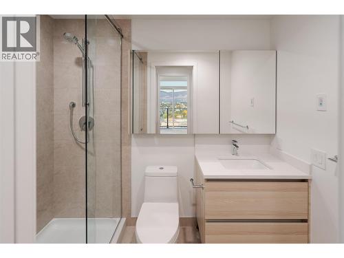 1626 Water Street Unit# 2202, Kelowna, BC - Indoor Photo Showing Bathroom