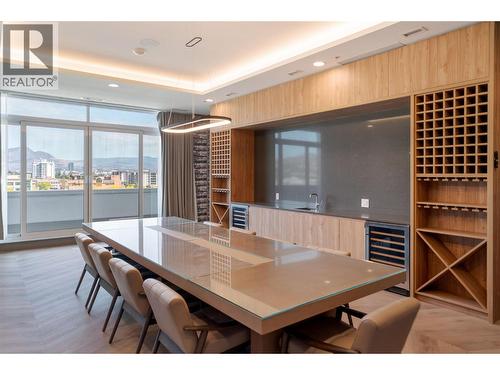 1626 Water Street Unit# 2202, Kelowna, BC - Indoor Photo Showing Dining Room