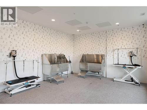 1626 Water Street Unit# 2202, Kelowna, BC - Indoor Photo Showing Gym Room