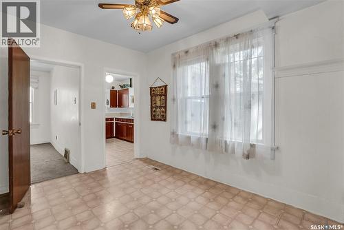 118 28Th Street W, Saskatoon, SK - Indoor Photo Showing Other Room