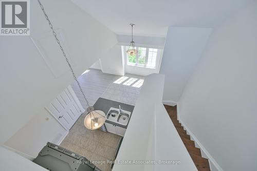 3 - 575 Dundas Street W, Mississauga, ON -  Photo Showing Other Room
