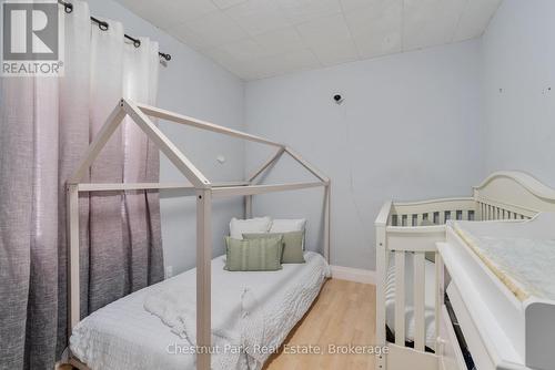 3 Cora Street E, Huntsville (Chaffey), ON - Indoor Photo Showing Bedroom