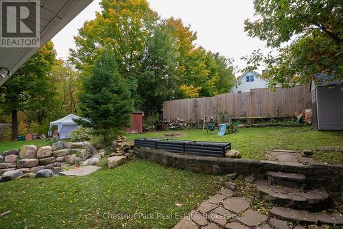 3 Cora Street E, Huntsville (Chaffey), ON - Outdoor With Backyard