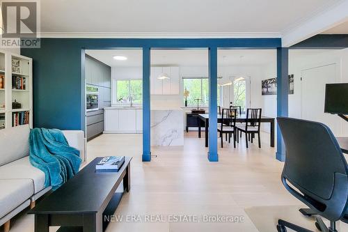 5322 Windermere Drive, Burlington, ON - Indoor