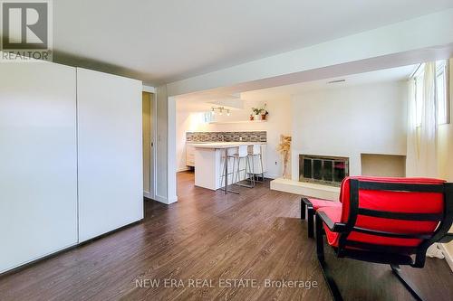 5322 Windermere Drive, Burlington, ON - Indoor With Fireplace