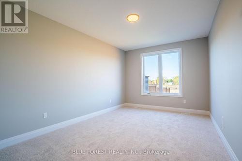 142 Shirley Street, Thames Centre (Thorndale), ON - Indoor Photo Showing Other Room