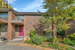 16 - 525 HILSON AVENUE  Ottawa, ON K1Z 6C9