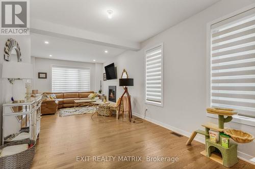 233 Conservancy Drive, Ottawa, ON - Indoor