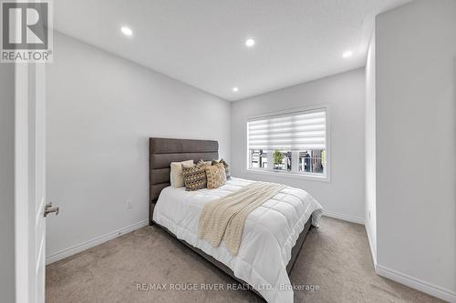 21 Priory Drive, Whitby, ON - Indoor Photo Showing Bedroom