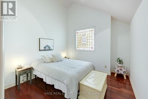 4143 Tapestry Trail, Mississauga, ON - Indoor Photo Showing Bedroom