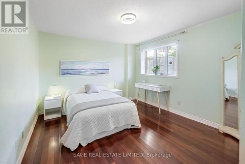 4143 Tapestry Trail, Mississauga, ON - Indoor Photo Showing Bedroom