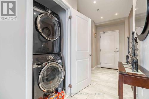 422 - 5317 Upper Middle Road, Burlington, ON - Indoor Photo Showing Laundry Room