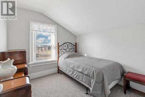 264 Huron Road, Goderich (Goderich (Town)), ON - Indoor Photo Showing Bedroom
