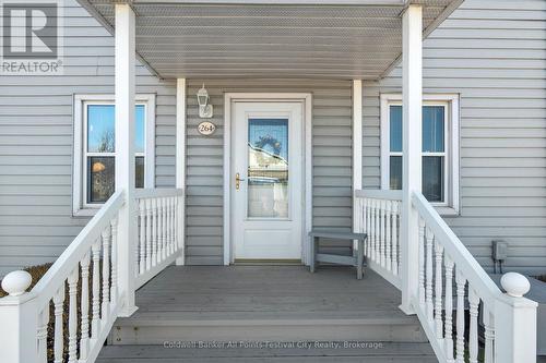 264 Huron Road, Goderich (Goderich (Town)), ON - Outdoor With Exterior
