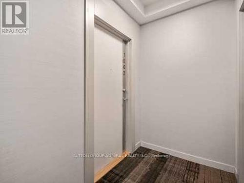 1005 - 128 Fairview Mall Drive, Toronto, ON - Indoor Photo Showing Other Room