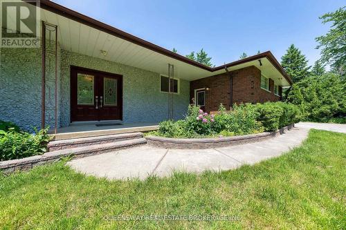 1268 15Th Side Road, King, ON - Outdoor