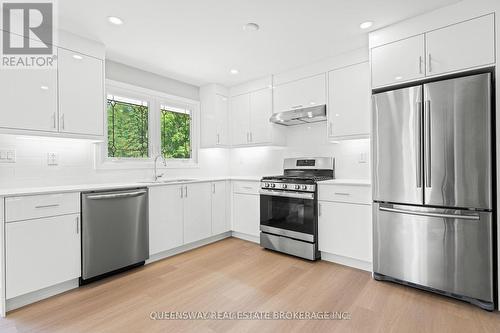 1268 15Th Side Road, King, ON - Indoor Photo Showing Kitchen With Upgraded Kitchen