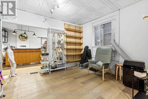 5 Hawthorne Avenue, Ottawa, ON 