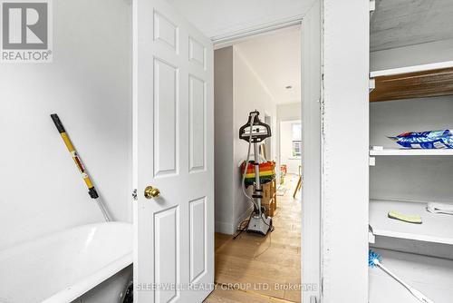 5 Hawthorne Avenue, Ottawa, ON 