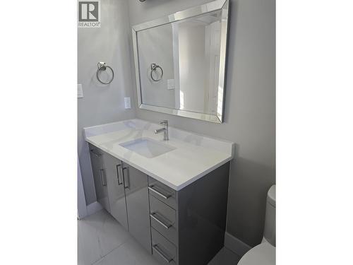 947 Laurel Road, Quesnel, BC - Indoor Photo Showing Bathroom