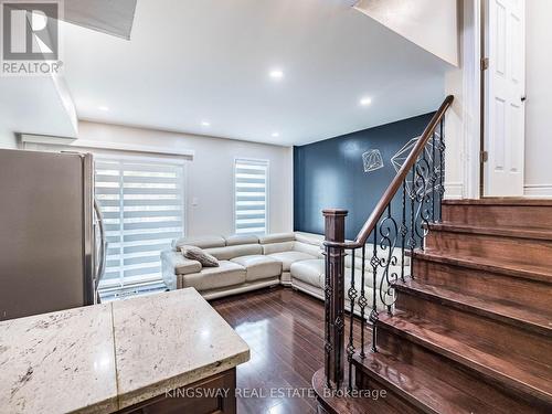 3221 Redpath Circle, Mississauga, ON - Indoor