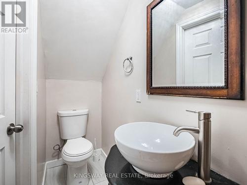 3221 Redpath Circle, Mississauga, ON - Indoor Photo Showing Bathroom