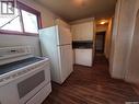 927 North Railway Street E, Swift Current, SK  - Indoor Photo Showing Kitchen 