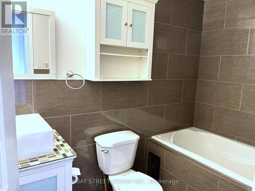 13 - 1232 Guelph Line, Burlington, ON - Indoor Photo Showing Bathroom