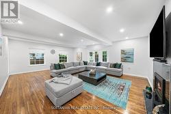 24 LAURELEAF ROAD  Markham, ON L3T 2X5