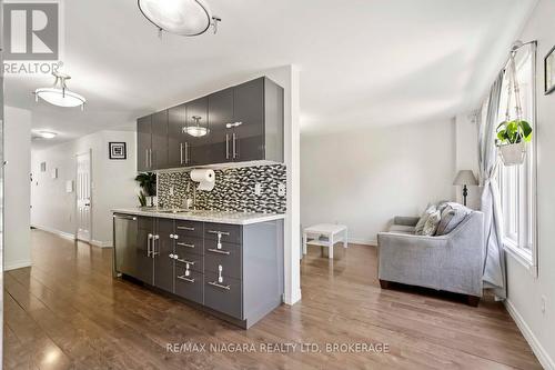 2 - 9 Lakeshore Road, St. Catharines (Lakeshore), ON - Indoor