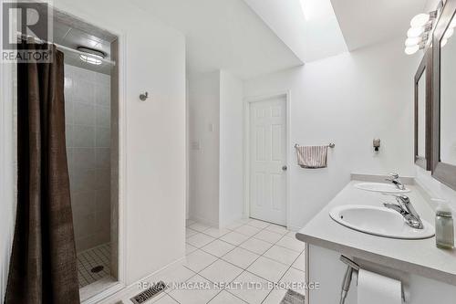 2 - 9 Lakeshore Road, St. Catharines (Lakeshore), ON - Indoor Photo Showing Bathroom