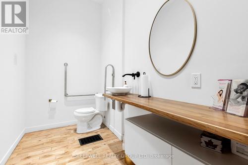 1109 Wellington Street W, Ottawa, ON 