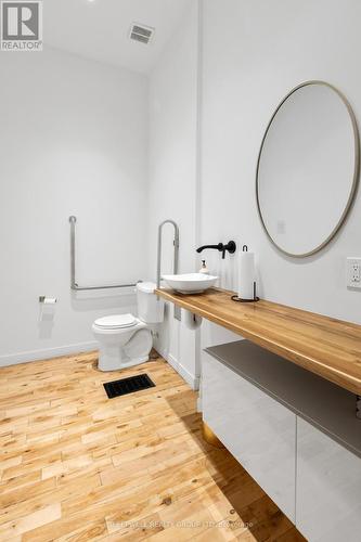 1109 Wellington Street W, Ottawa, ON 