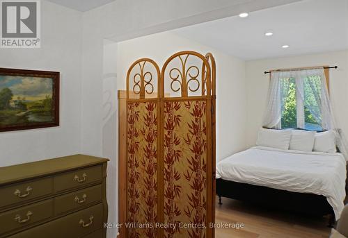 315 Shoreline Avenue, South Bruce Peninsula, ON - Indoor Photo Showing Bedroom