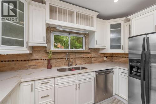156 Queen Street, Sarnia, ON - Indoor Photo Showing Kitchen With Double Sink
