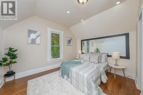 156 Queen Street, Sarnia, ON - Indoor Photo Showing Bedroom