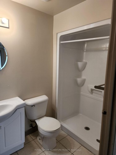 202-251 Lester Street, Waterloo, ON - Indoor Photo Showing Bathroom