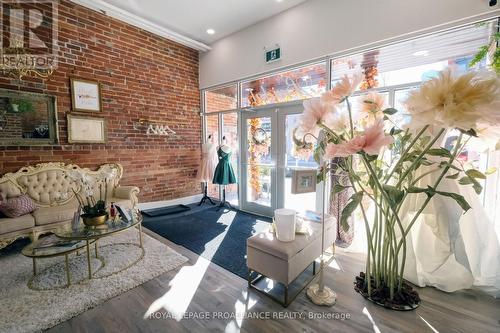 251 Front Street, Belleville (Belleville Ward), ON 