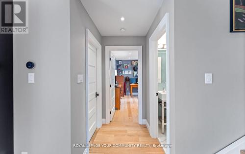 12 Glenview Drive, Aurora, ON - Indoor Photo Showing Other Room