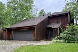 207 Meadowview Drive S  Onanole, MB R0J 1N0