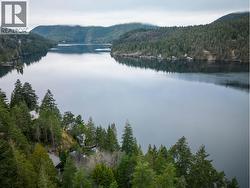 122 7101 SAKINAW WOODS  Pender Harbour, BC V0N 2H0