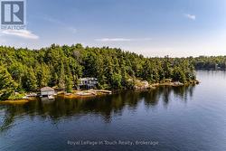 2 IS 270 SIX MILE LAKE ISLAND  Georgian Bay (Baxter), ON L0K 1S0