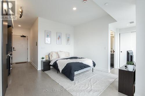 501 - 560 Rideau Street, Ottawa, ON - Indoor Photo Showing Bedroom