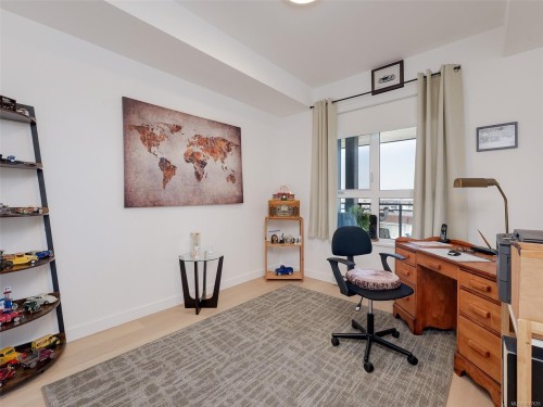 307-3564-A Ryder Hesjedal Way, Colwood, BC - Indoor Photo Showing Office