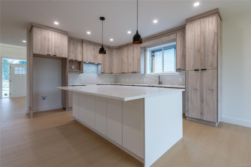 748 Beaver Creek Blvd, Campbell River, BC 