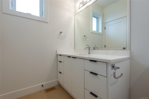 748 Beaver Creek Blvd, Campbell River, BC 