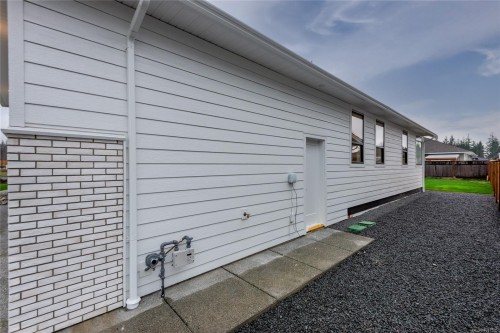 748 Beaver Creek Blvd, Campbell River, BC 